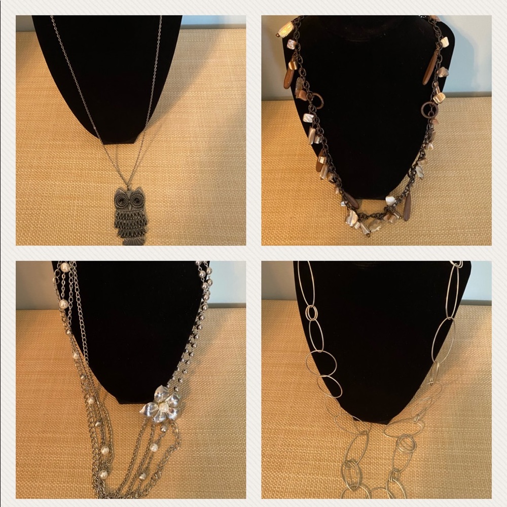 Set of 4 long necklaces!